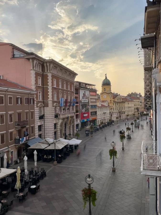 Linden Korzo Apartment Rijeka Ngoại thất bức ảnh