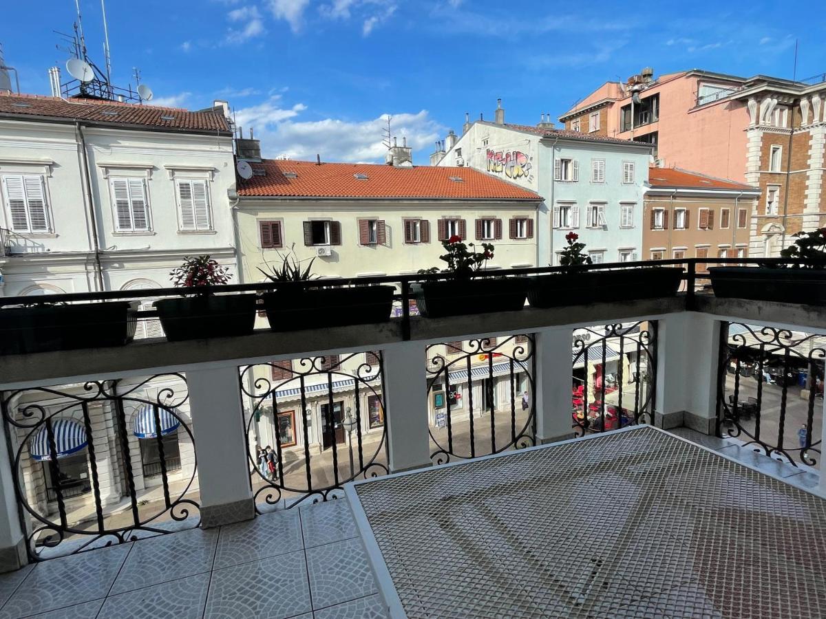 Linden Korzo Apartment Rijeka Ngoại thất bức ảnh