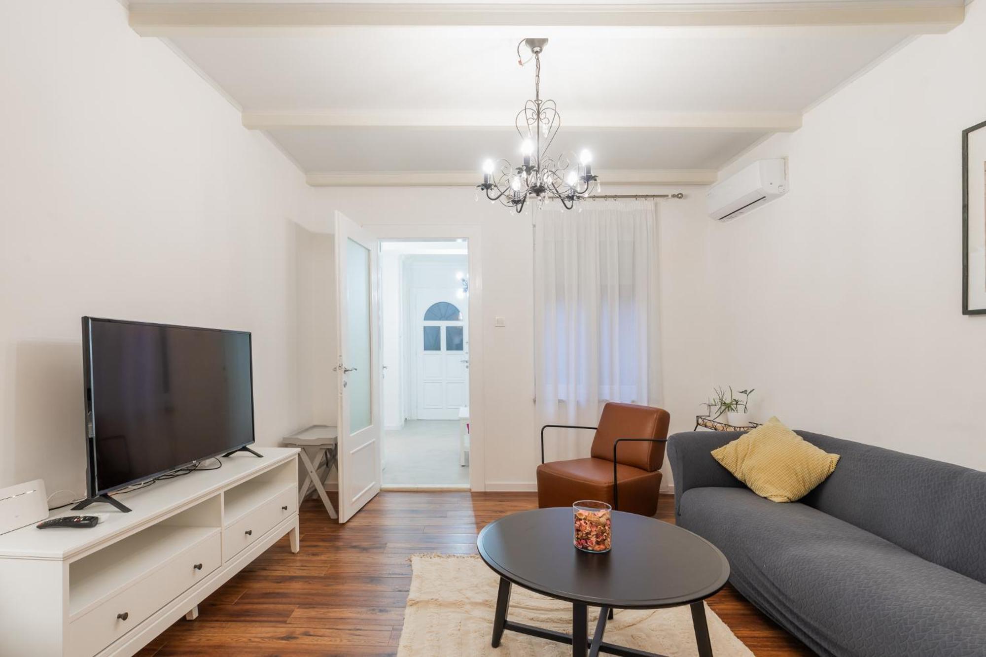 Linden Korzo Apartment Rijeka Ngoại thất bức ảnh