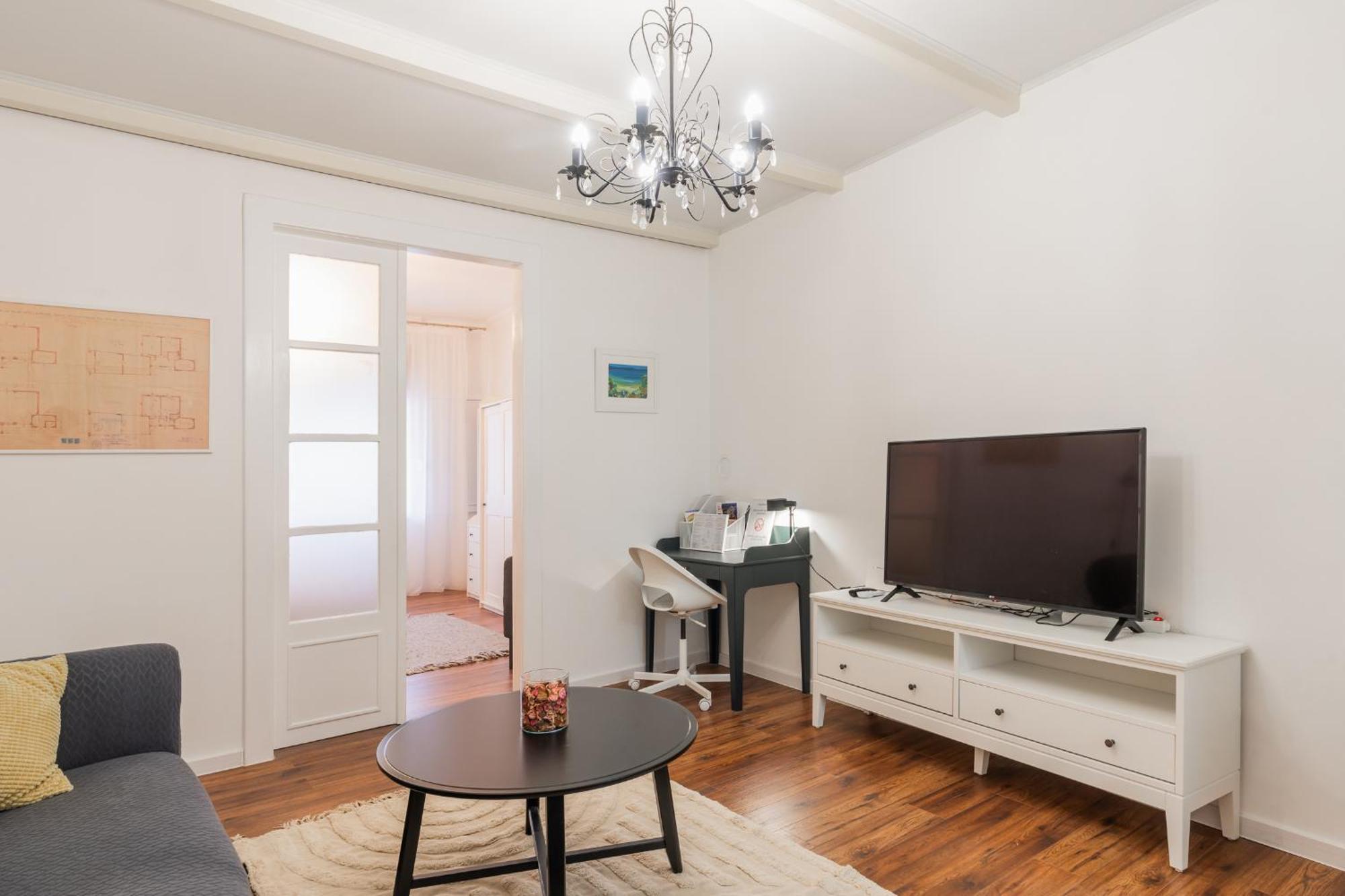 Linden Korzo Apartment Rijeka Ngoại thất bức ảnh